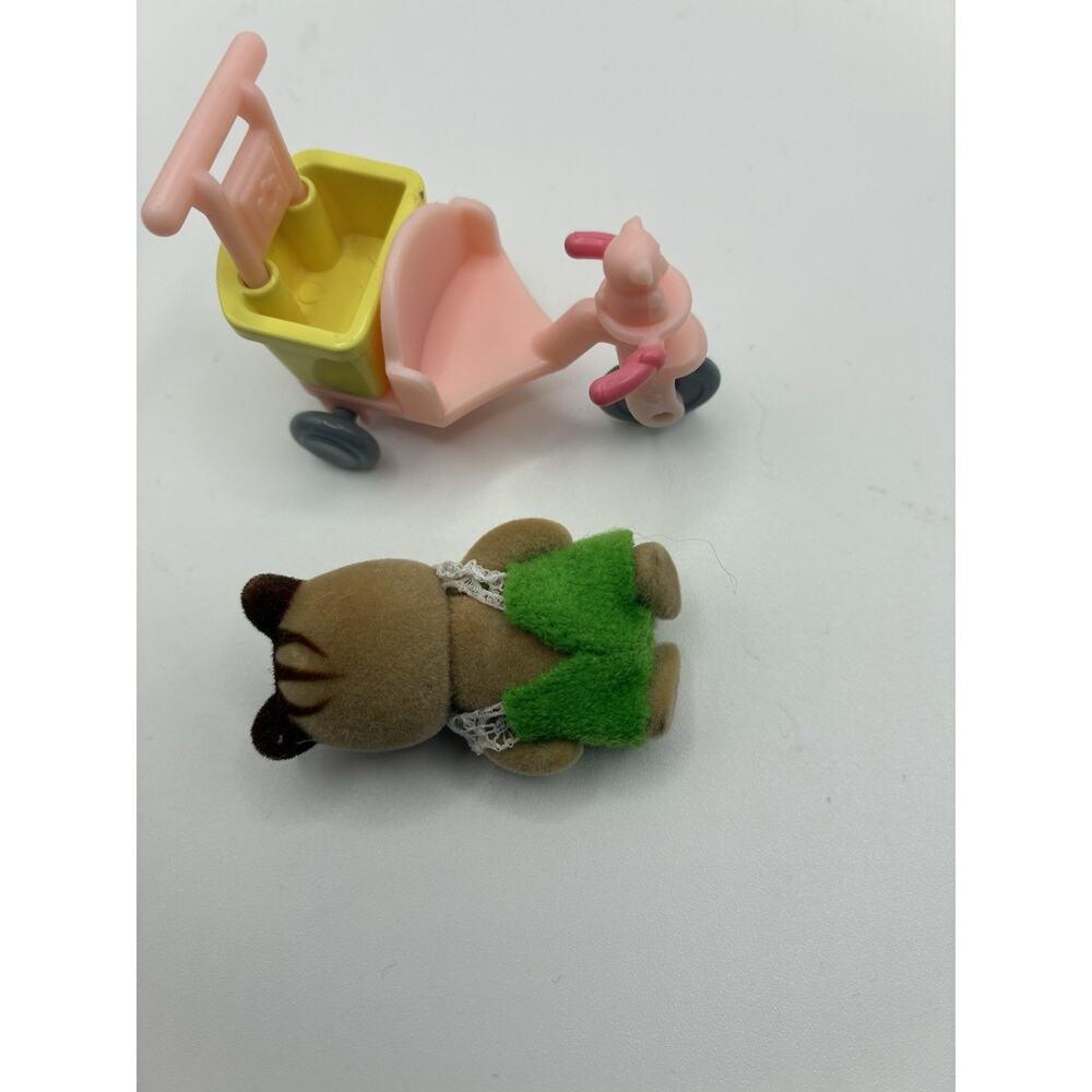Calico Critters Sylvanian Families - Cycle Tricycle Cart With Baby Squirrel - Picture 6 of 6